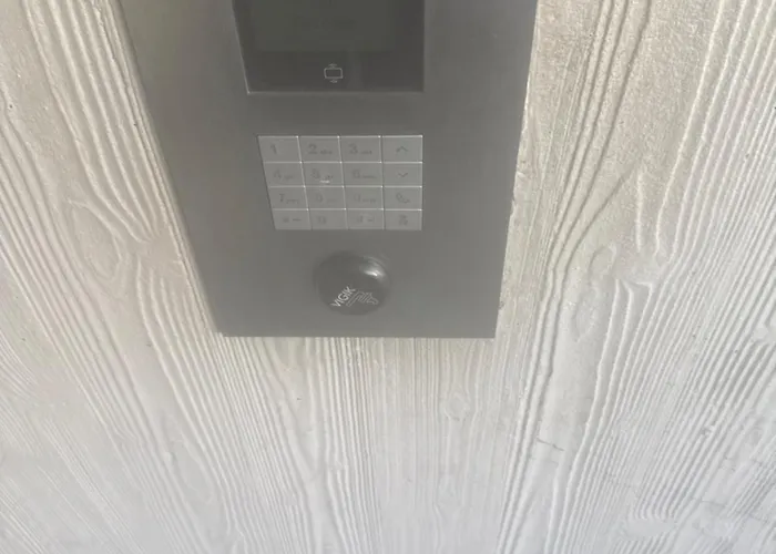 דירה Inside פרני וולטר